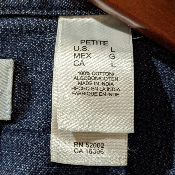 Liz Claiborne Jean Jacket - Picture 8 of 9